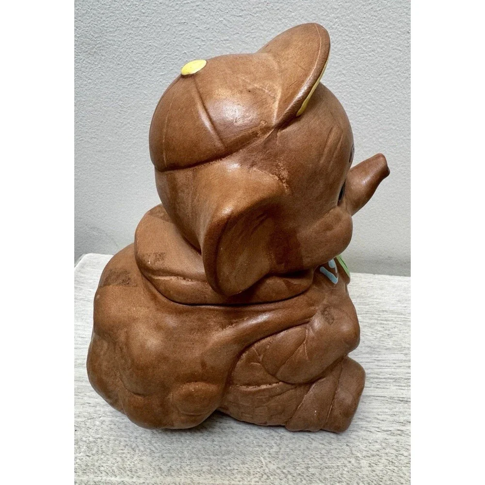 ⁠Vtg Elephant Cookie Jar Anthropomorphic Ceramic Swirl Lollipop Bowtie Basket⁠
